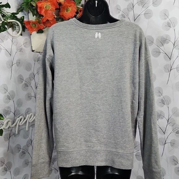 Victoria's Secret "Check It Twice" Graphic Pullover - Picture 7 of 10